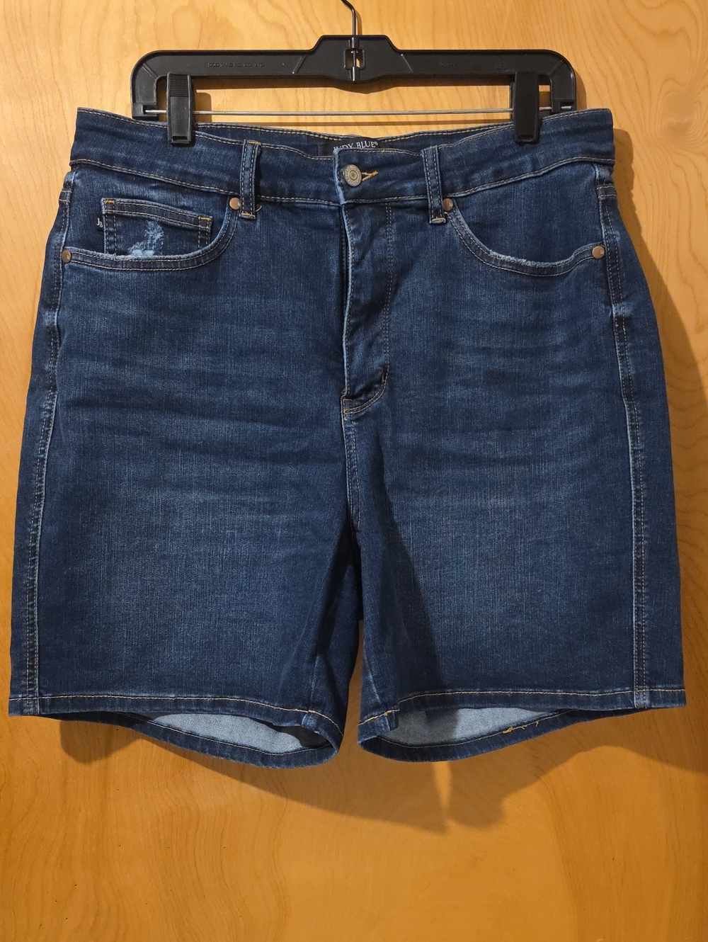 Judy Blue Women's Dark Blue 7 Inch Denim Shorts 1XL